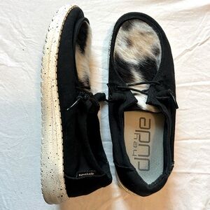 Hey dudes custom with cowhide